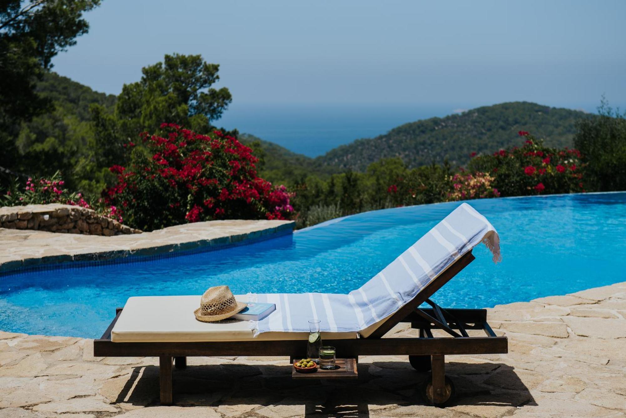 Villa & Guesthouse Paissa D'En Bernat Cala Tarida  Εξωτερικό φωτογραφία
