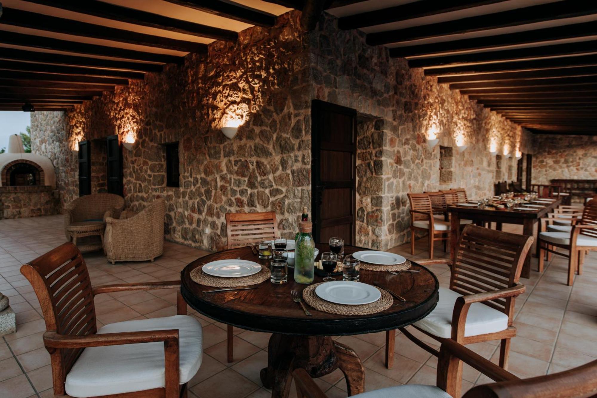 Villa & Guesthouse Paissa D'En Bernat Cala Tarida  Εξωτερικό φωτογραφία