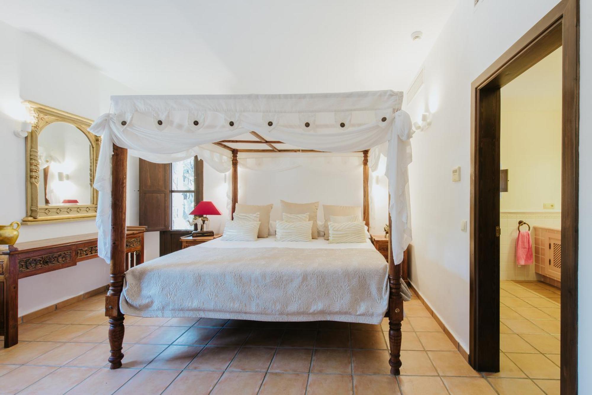 Villa & Guesthouse Paissa D'En Bernat Cala Tarida  Εξωτερικό φωτογραφία